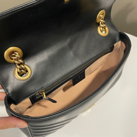 "Super pretty, elegant, authentic GUCCI marmont Crossbody bag. In excellent bran - Picture 7 of 7